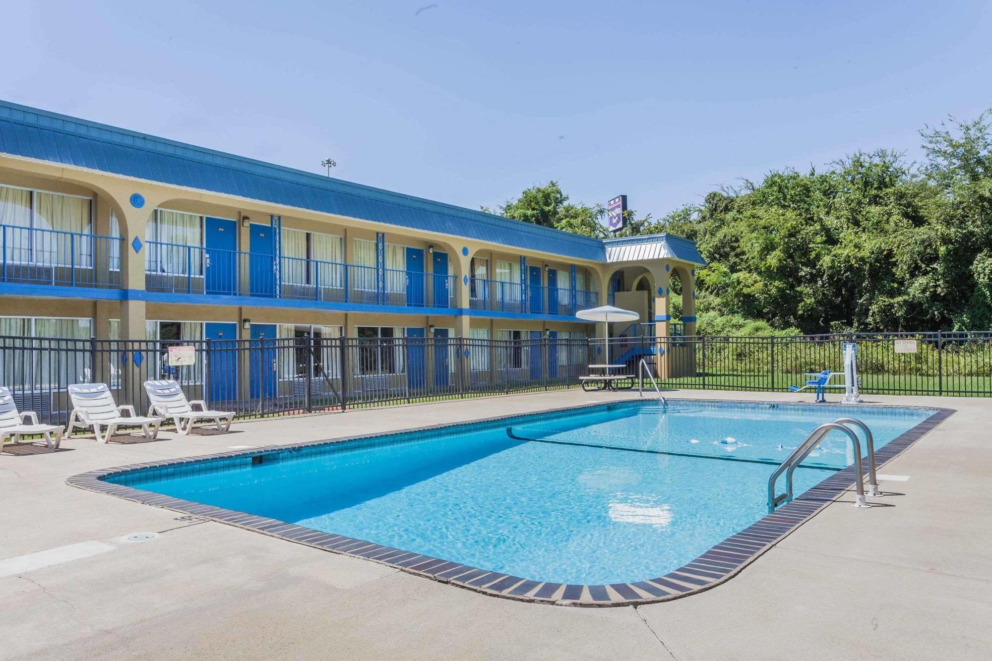 Knights Inn Murfreesboro Εξωτερικό φωτογραφία